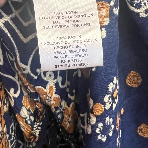 alter’d state Navy and Tan Maxi Dress with Paisley Print - Picture 4 of 4